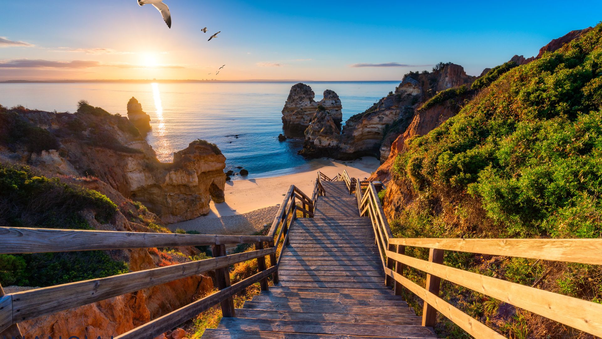 5 Motivos para Ir ao Algarve: Um Destino Imperdível! para Brasileiros